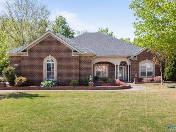 202 Waterbrook Lane, Harvest, AL 35749