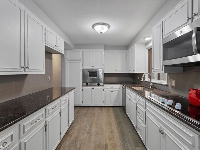 1432 Keuper Boulevard NE, Massillon, OH 44646 Photo 7