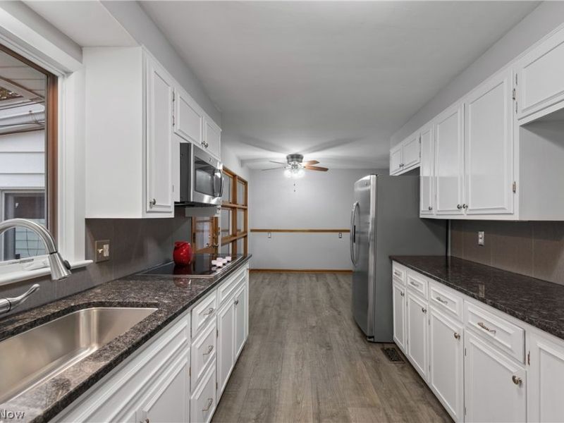 1432 Keuper Boulevard NE, Massillon, OH 44646 Photo 9