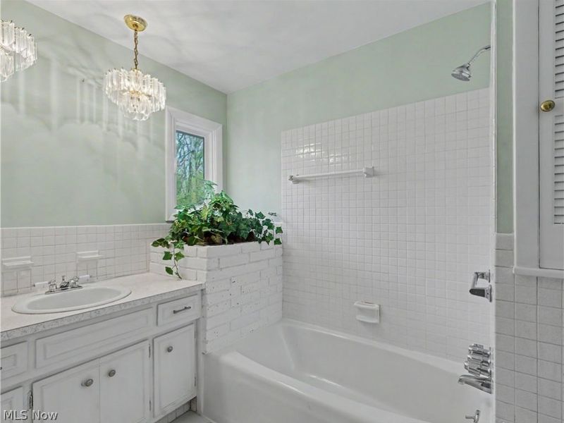 7823 Oakhurst Circle, Brecksville, OH 44141 Photo 24