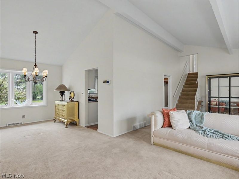 7823 Oakhurst Circle, Brecksville, OH 44141 Photo 4