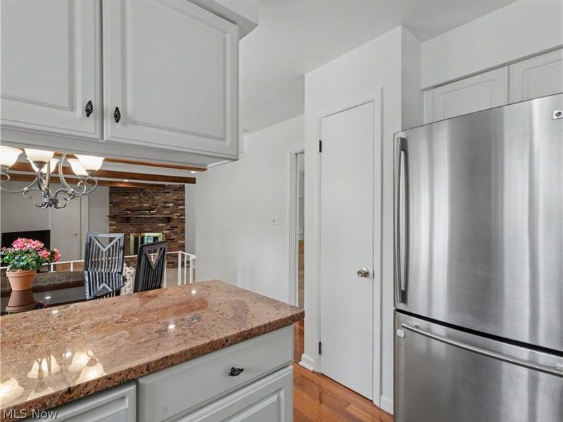 7823 Oakhurst Circle, Brecksville, OH 44141 Photo 8