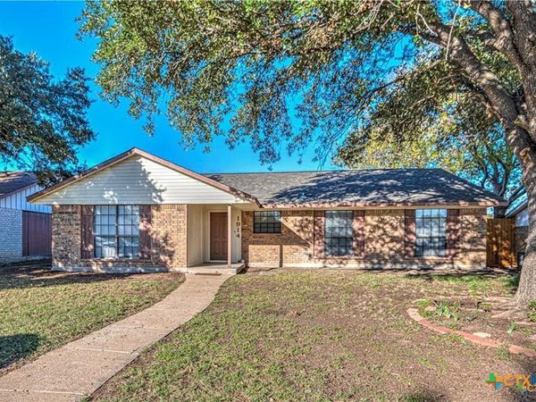 1914 Buckskin Trail , Temple, TX 76502