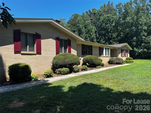 8109 Reames Road, Charlotte, NC 28216