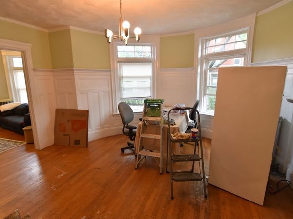 1887 Beacon, Unit 1, Brookline, MA 02245