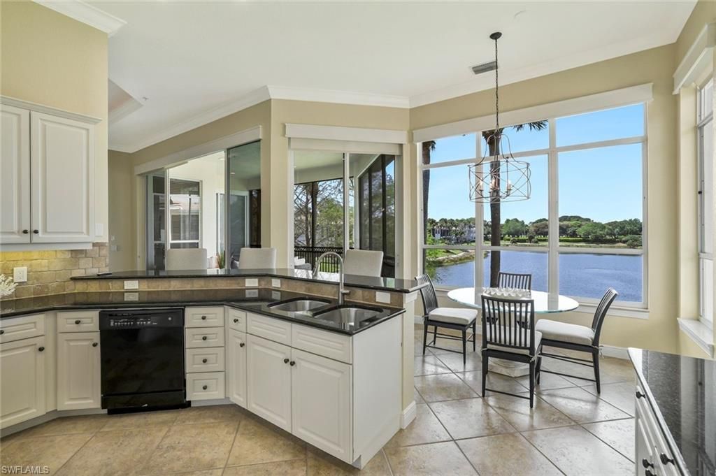 15539 Monterosso Ln, Unit 202, Naples, FL 34110 Photo