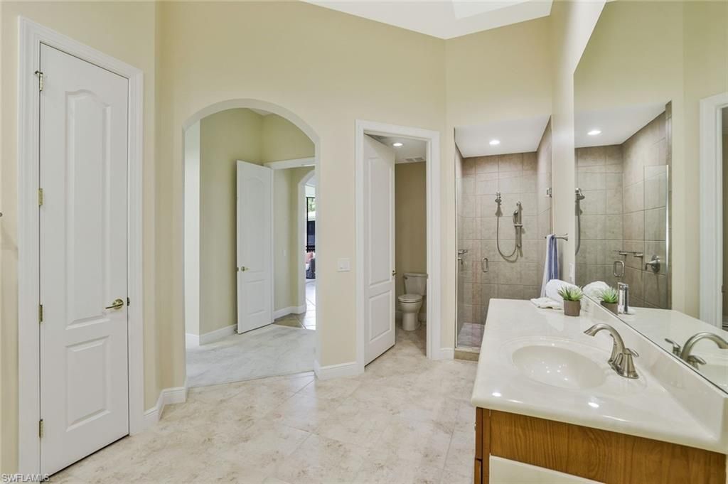 15539 Monterosso Ln, Unit 202, Naples, FL 34110 Photo