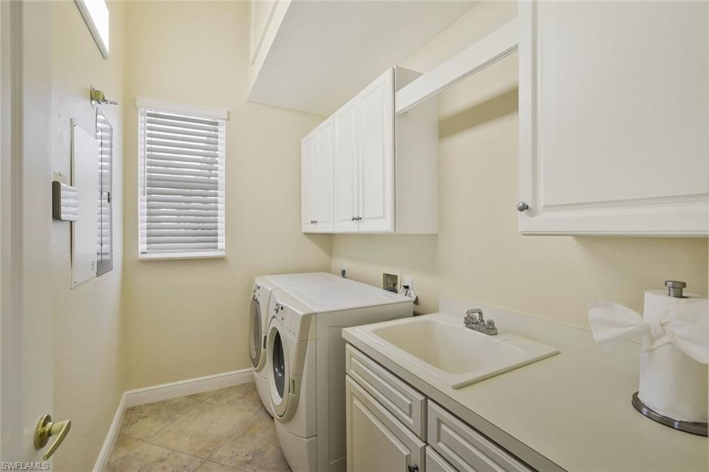 15539 Monterosso Ln, Unit 202, Naples, FL 34110 Photo