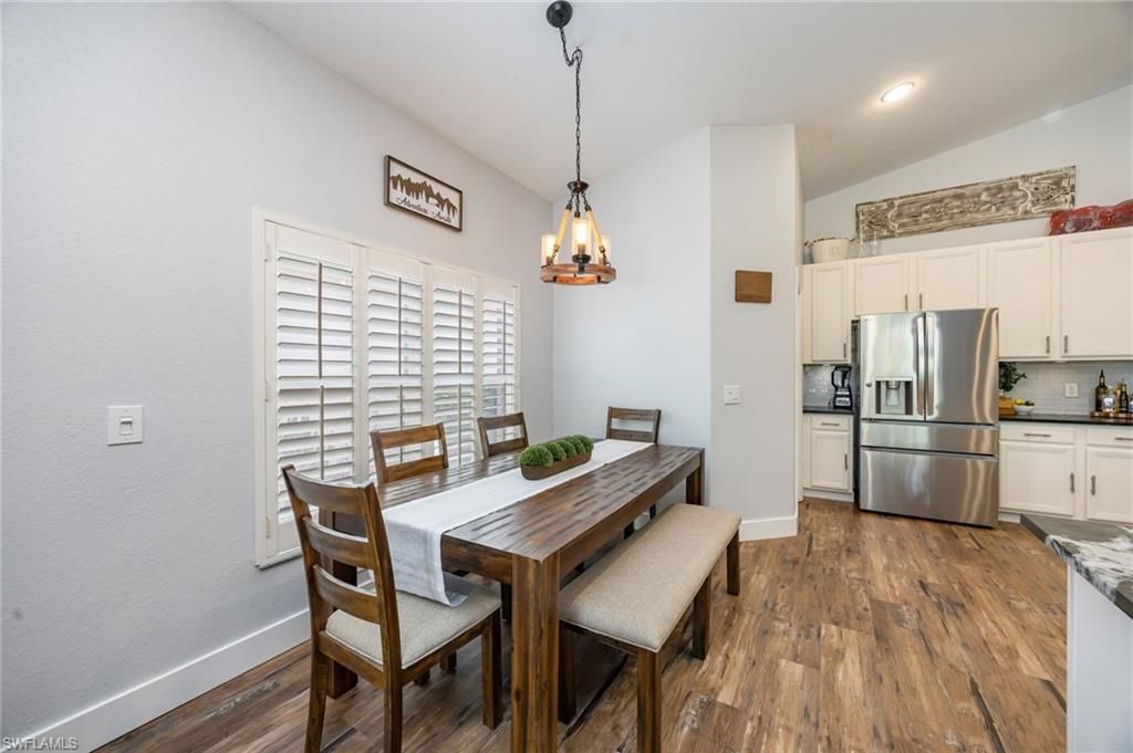 219 Glen Eagle Cir, Naples, FL 34104 Photo