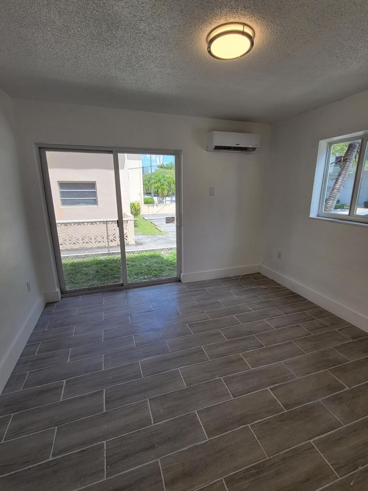 310 NW 16th Avenue, Unit 1, Miami, FL 33125 Photo