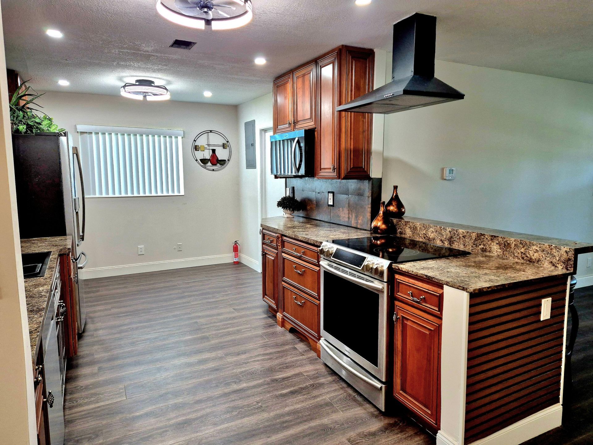 1015 NW 68th Avenue, Margate, FL 33063 Photo