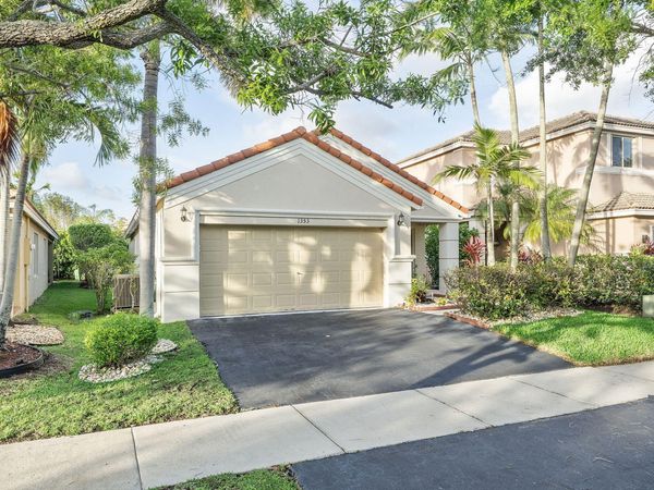 1353 Canary Island Drive, Weston, FL 33327