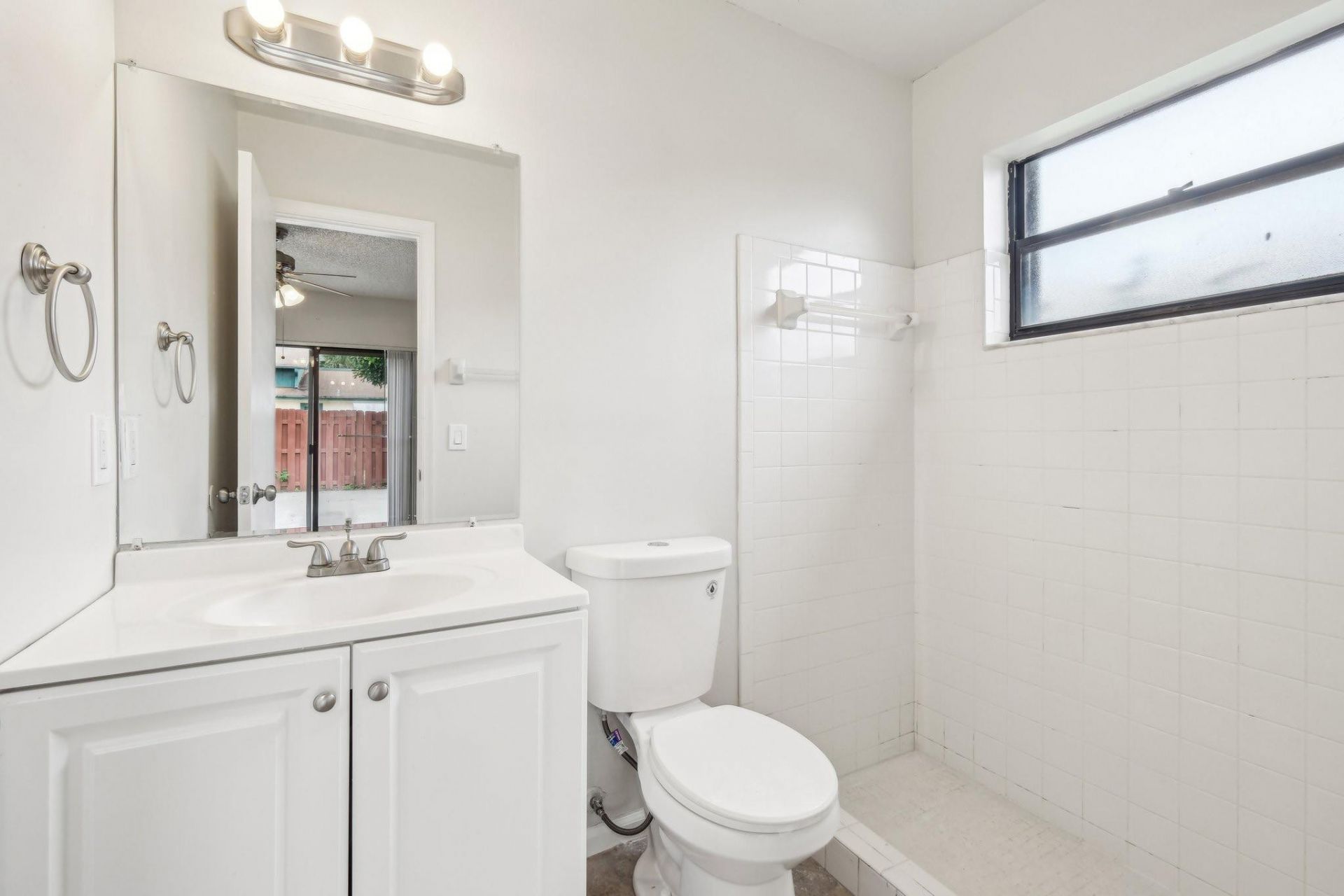 1091 Manor Drive, Palm Springs, FL 33461 Photo