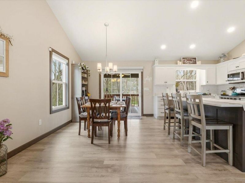 353 Valleybrook Circle, Howard, OH 43028 Photo 13