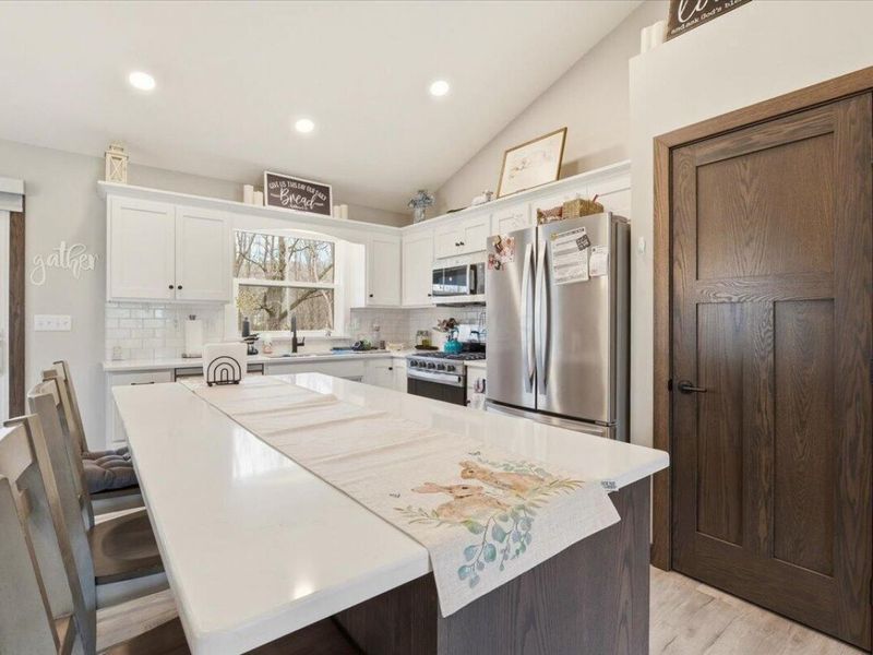 353 Valleybrook Circle, Howard, OH 43028 Photo 9