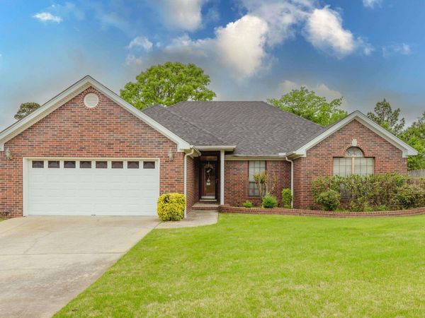 7 Patton Drive, Maumelle, AR 72113
