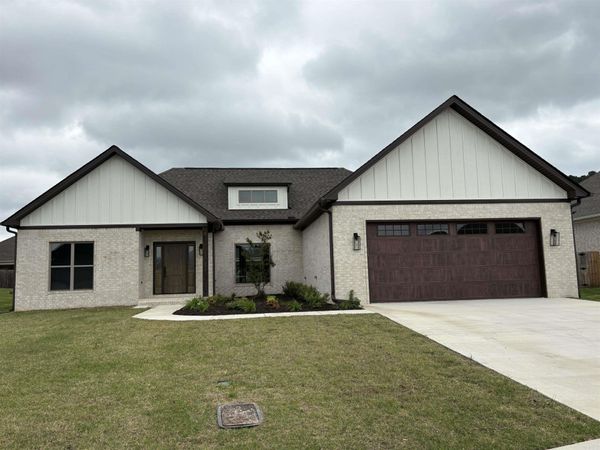 1850 Pecan Creek Drive, Conway, AR 72034