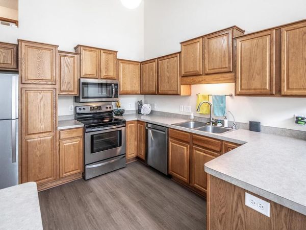 3408 Spring Glen Circle NW, Prior Lake, MN 55372