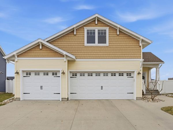 4931 38th Avenue S, Fargo, ND 58104