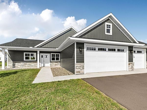 3085 Nottingham Road S, Saint Cloud, MN 56301