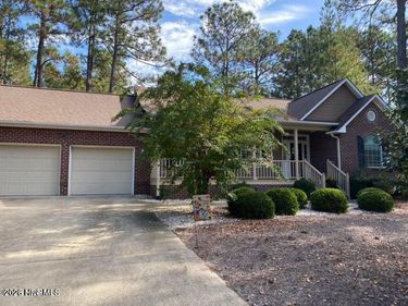 45 Live Oak Lane, Pinehurst, NC 28374