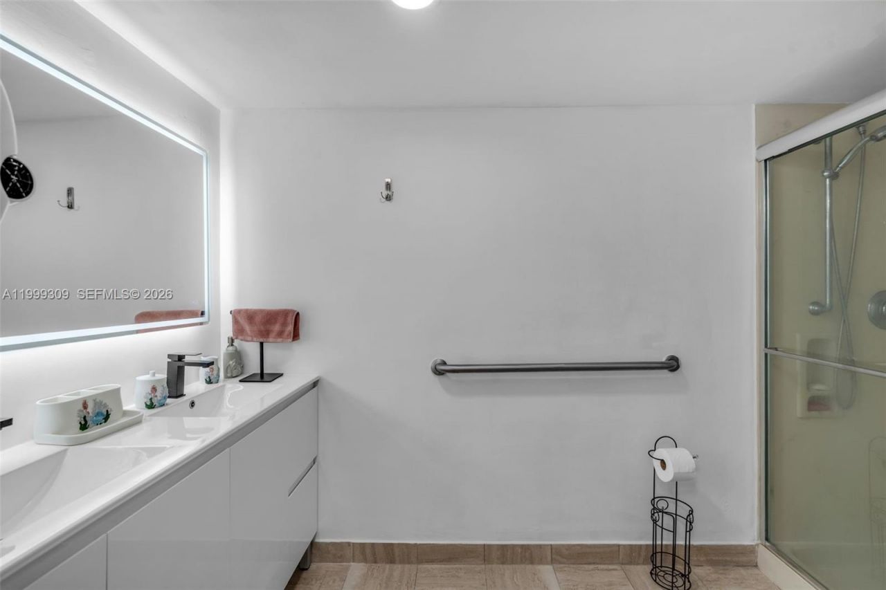 1201 S Ocean Dr, Unit 110S, Hollywood, FL 33019 Photo