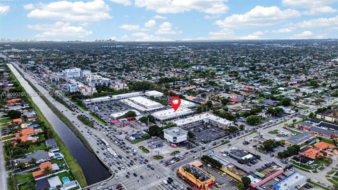 8562 SW 8th St, Miami, FL 33144 Photo