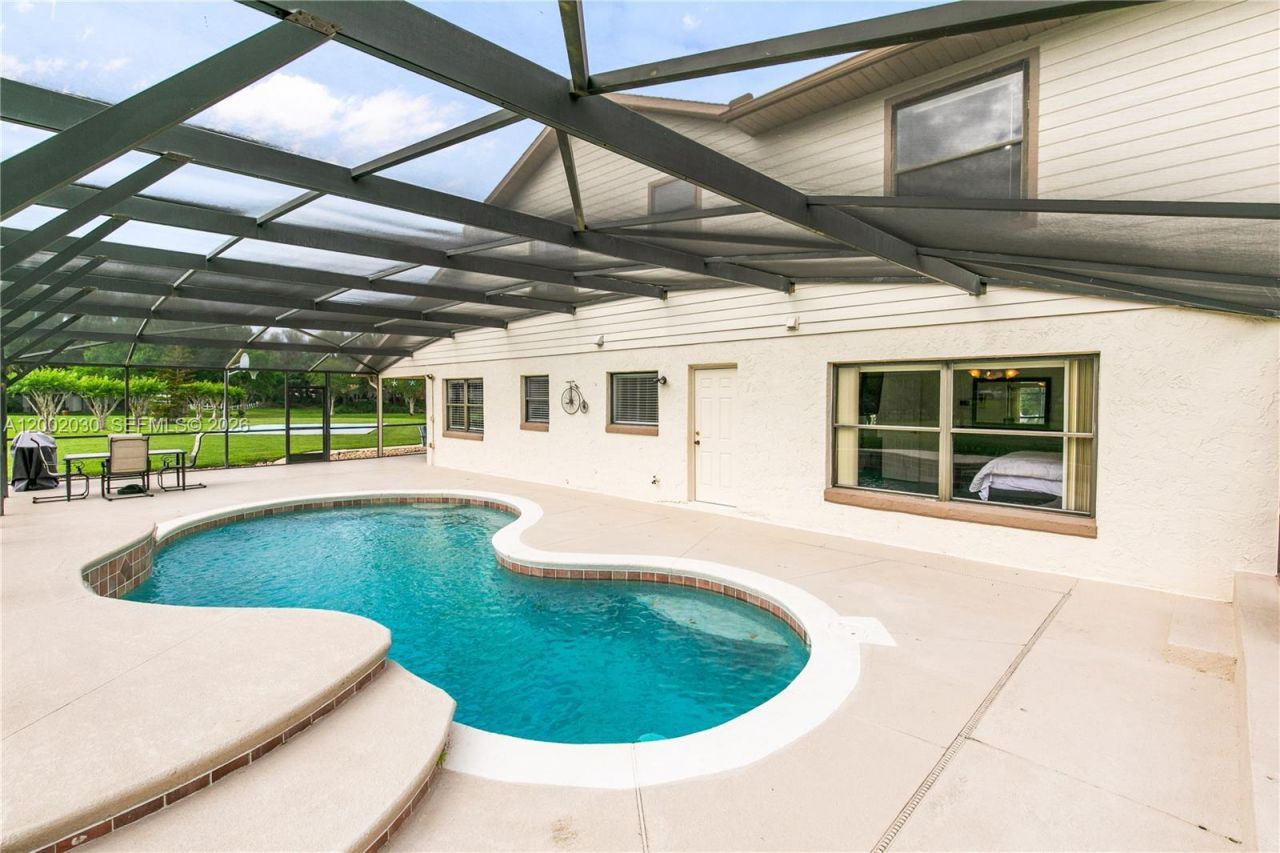 1805 Harbor Blvd., Kissimmee, FL 34744 Photo