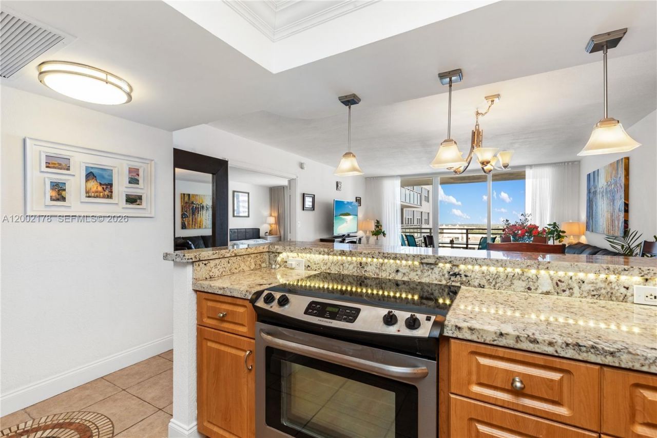 2030 S Ocean Dr, Unit 1803, Hallandale Beach, FL 33009 Photo