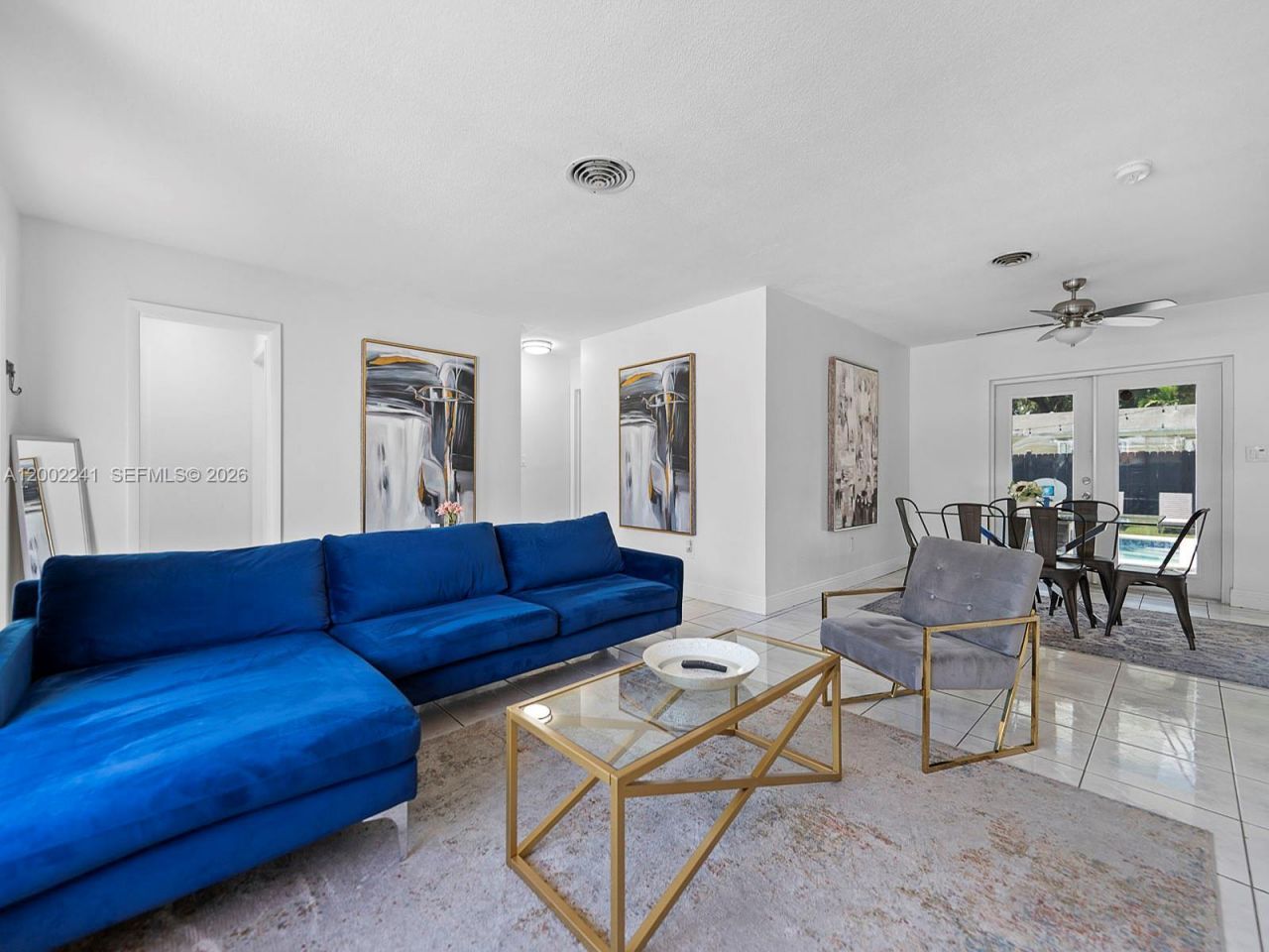 560 NE 161st St, Miami, FL 33162 Photo