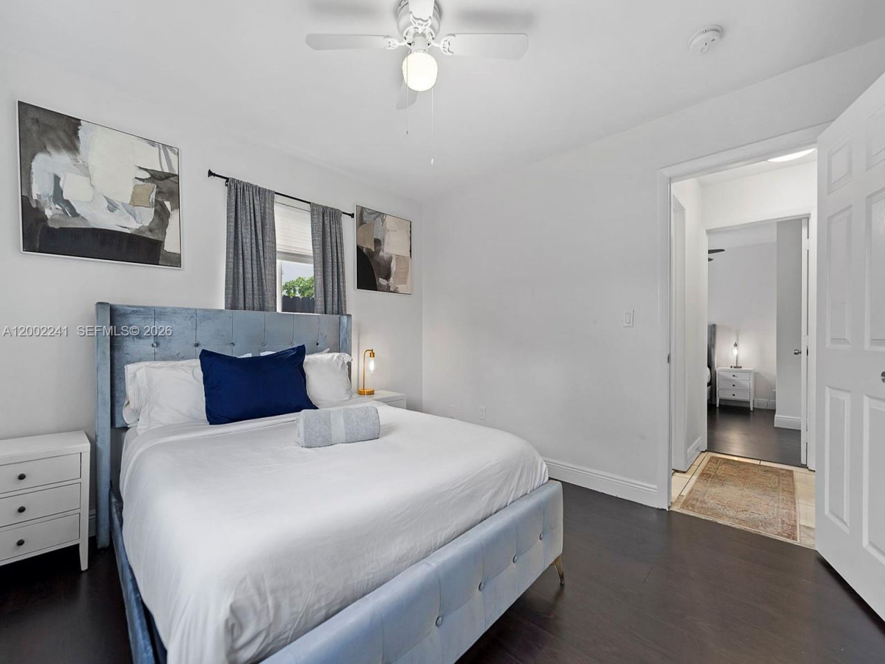 560 NE 161st St, Miami, FL 33162 Photo