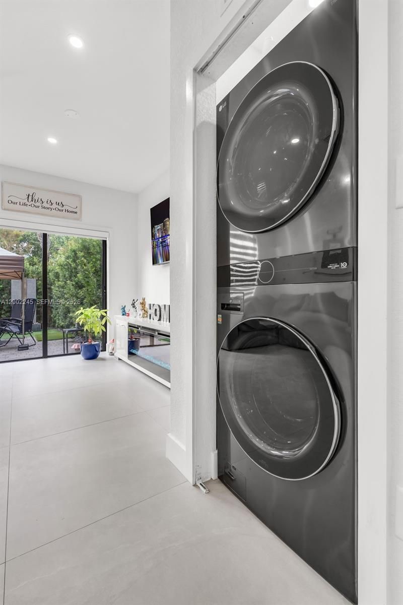 14782 SW 181st Ter, Miami, FL 33187 Photo