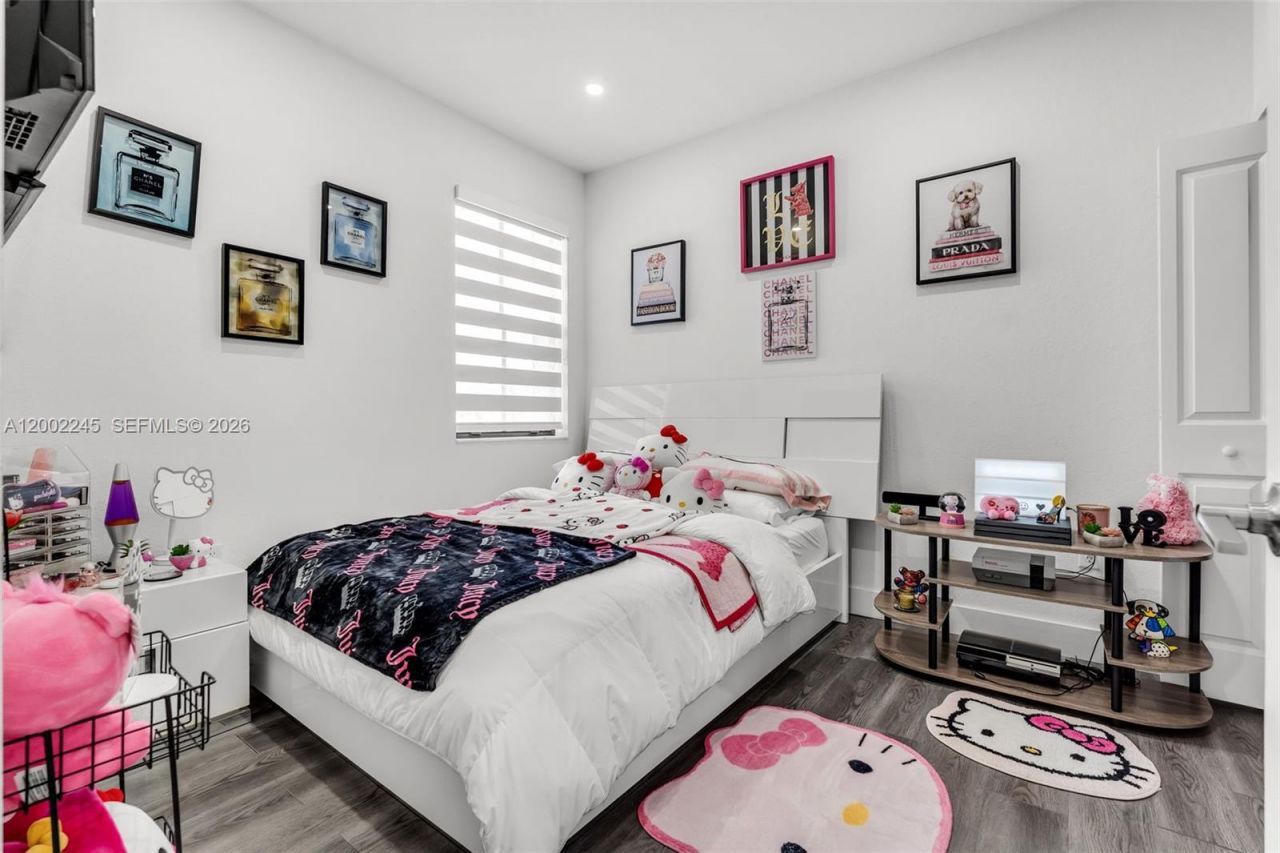 14782 SW 181st Ter, Miami, FL 33187 Photo