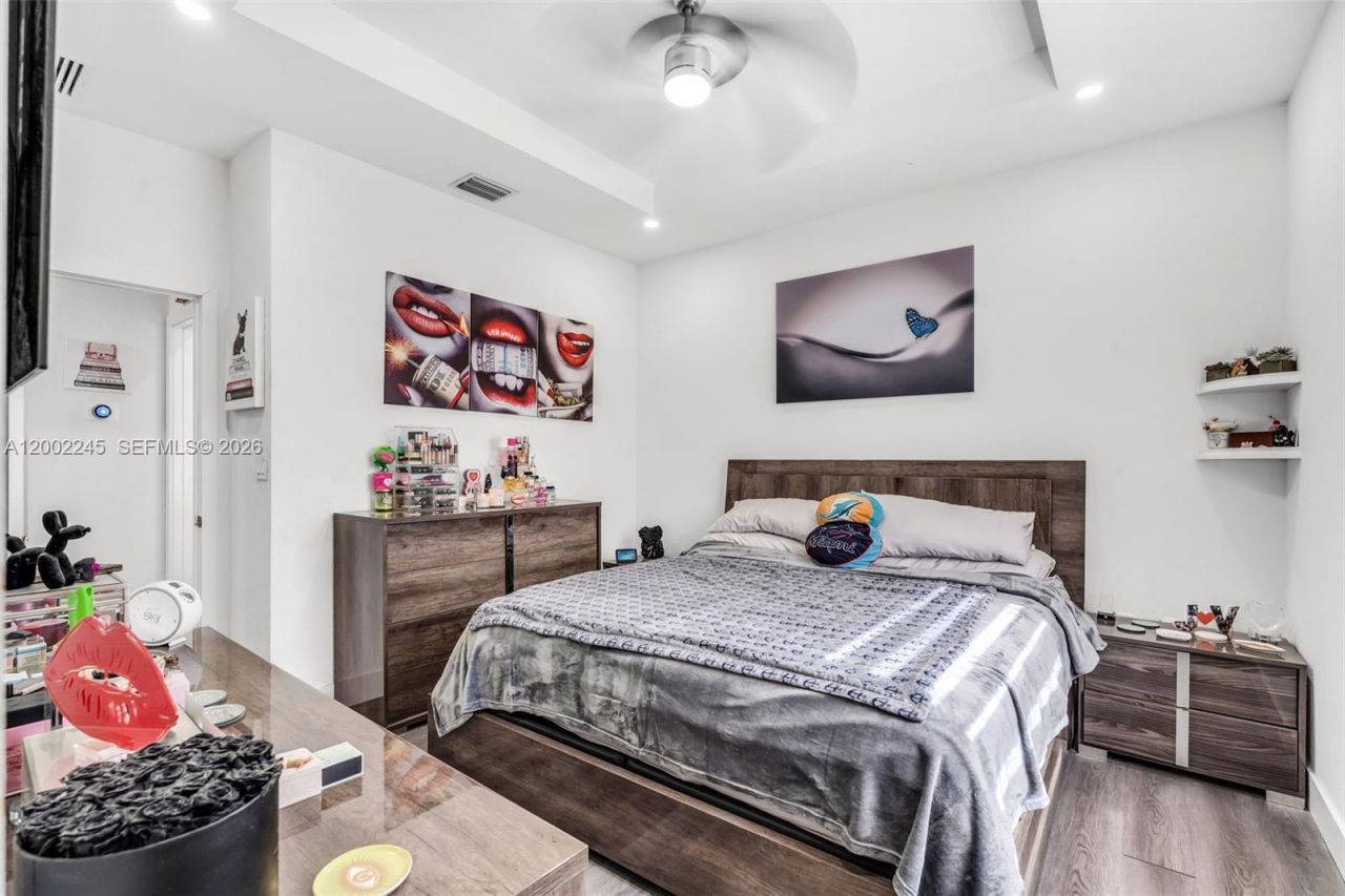 14782 SW 181st Ter, Miami, FL 33187 Photo