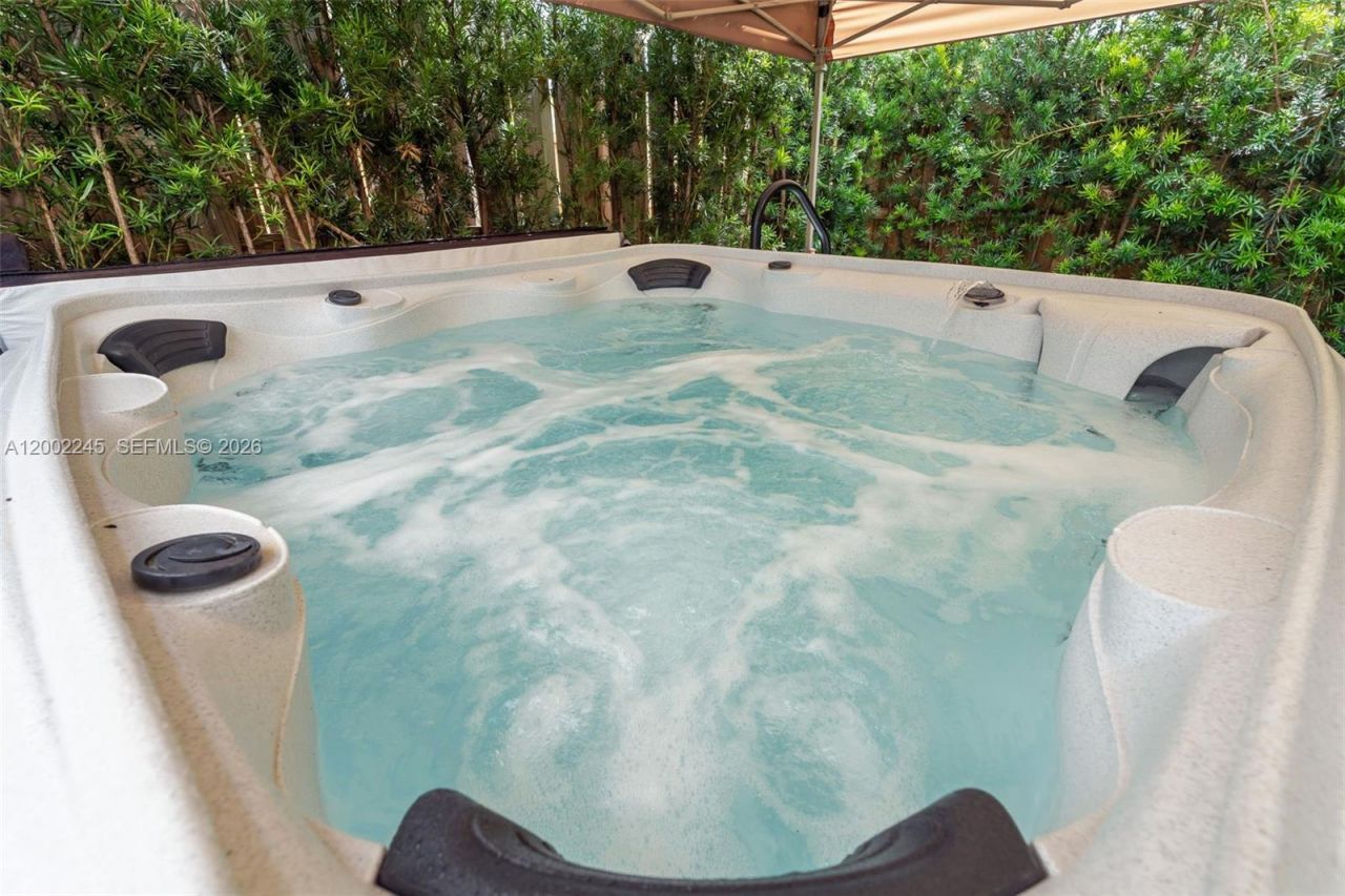 14782 SW 181st Ter, Miami, FL 33187 Photo