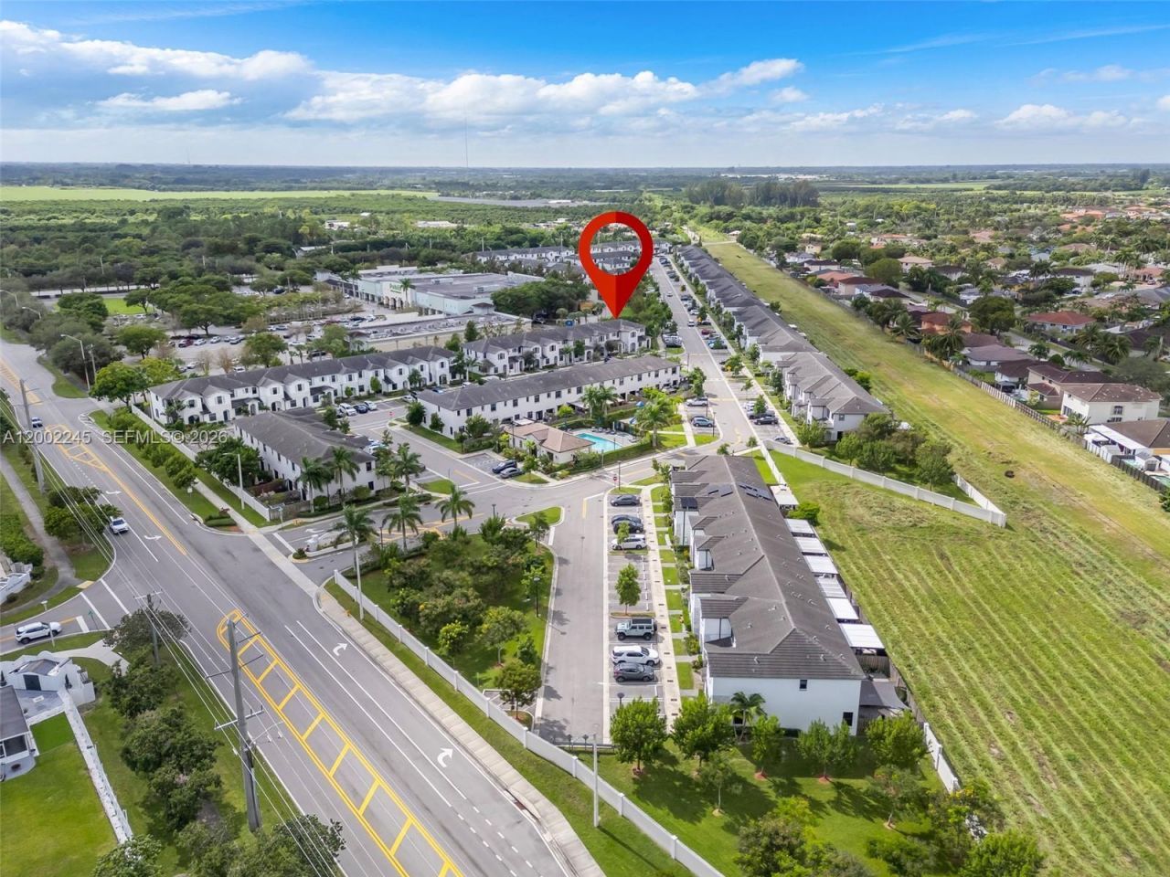 14782 SW 181st Ter, Miami, FL 33187 Photo