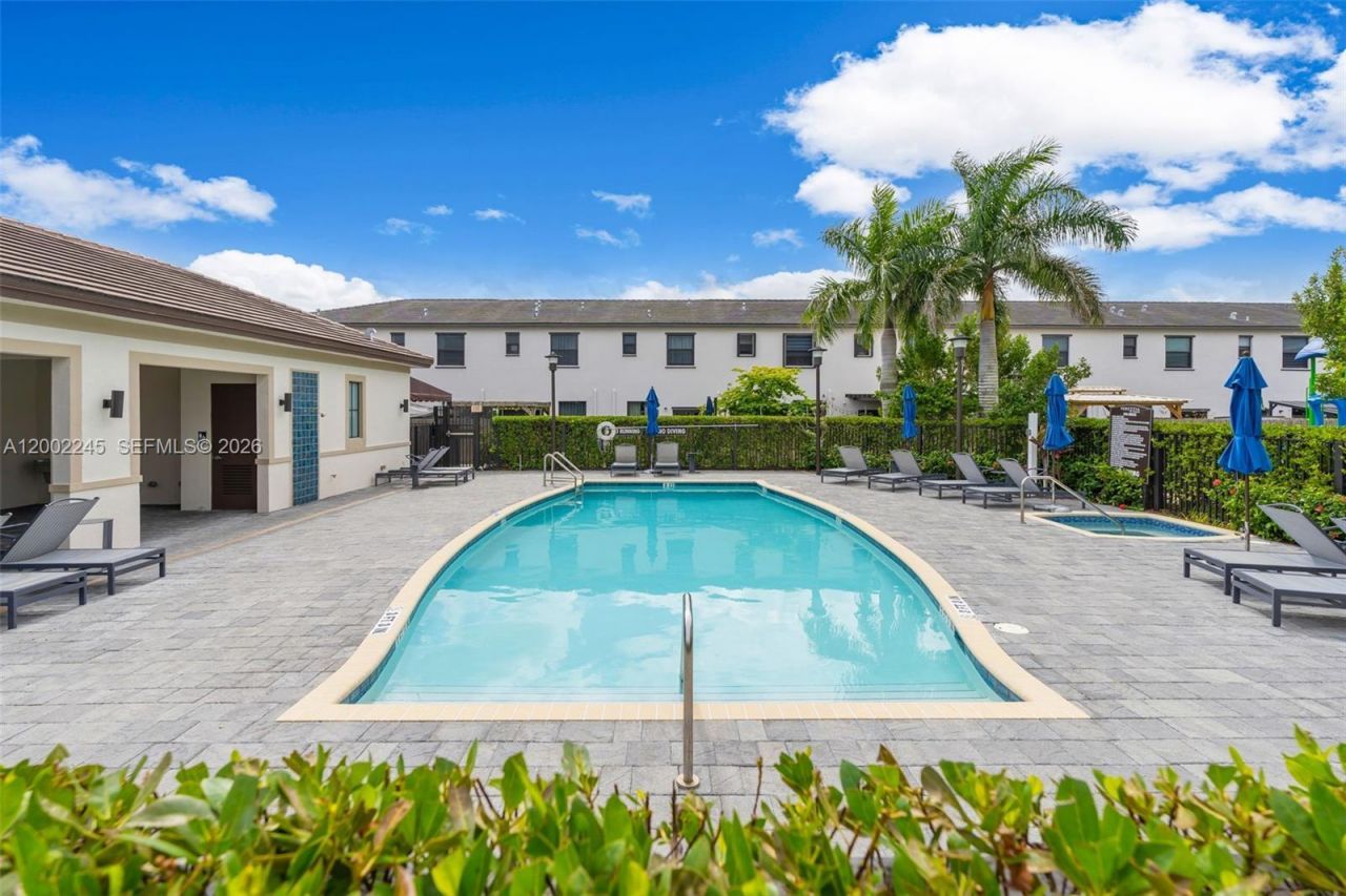 14782 SW 181st Ter, Miami, FL 33187 Photo