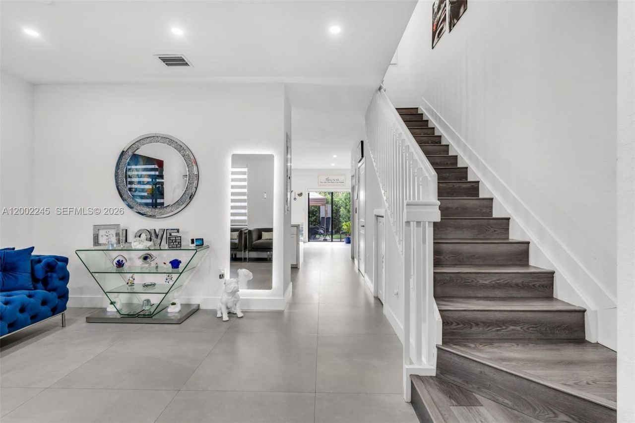 14782 SW 181st Ter, Miami, FL 33187 Photo