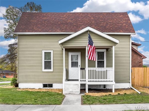 1103 7th Street , Highland, IL 62249