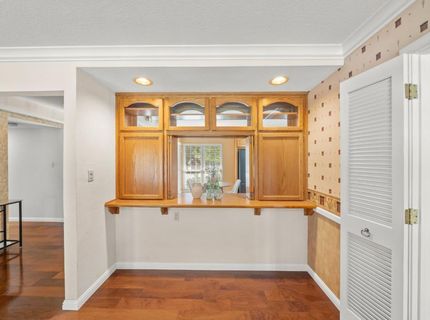 880 Laverstock Way, Sacramento, CA 95864 Photo