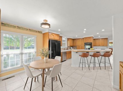 880 Laverstock Way, Sacramento, CA 95864 Photo