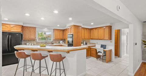 880 Laverstock Way, Sacramento, CA 95864 Photo