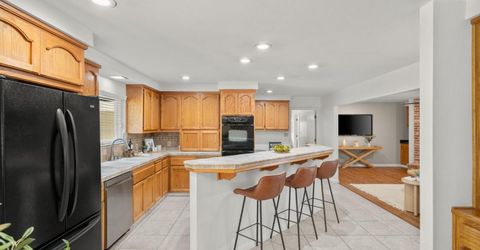 880 Laverstock Way, Sacramento, CA 95864 Photo