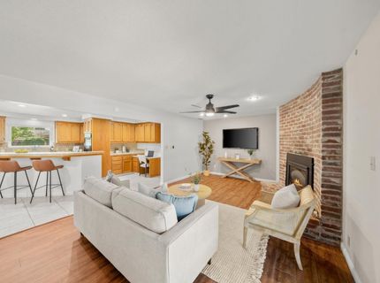 880 Laverstock Way, Sacramento, CA 95864 Photo