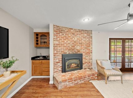 880 Laverstock Way, Sacramento, CA 95864 Photo