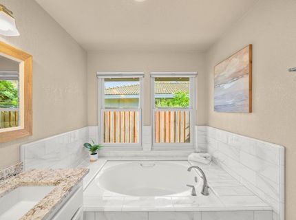 880 Laverstock Way, Sacramento, CA 95864 Photo