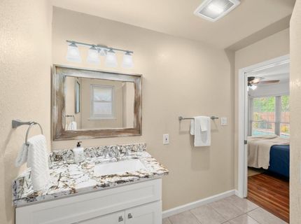 880 Laverstock Way, Sacramento, CA 95864 Photo