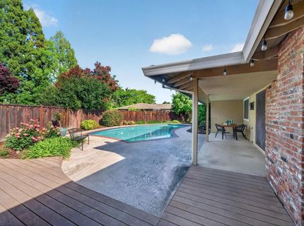 880 Laverstock Way, Sacramento, CA 95864 Photo