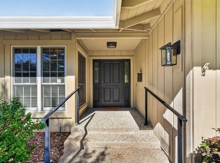 880 Laverstock Way, Sacramento, CA 95864 Photo