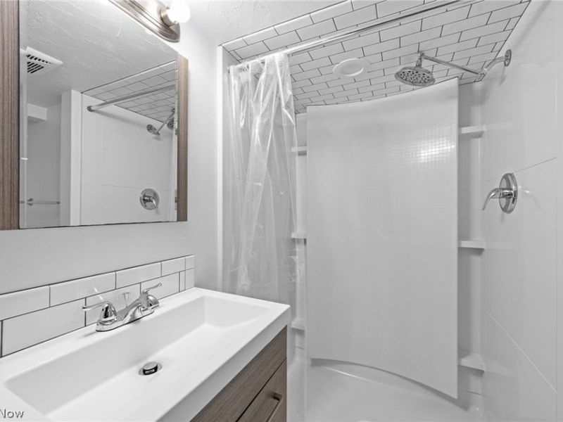 22235 Arbor Cliff Lane , Rocky River, OH 44116 Photo 41